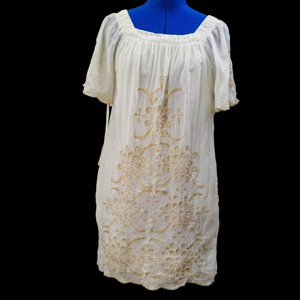 BCBGMazAzira Runway White Embroidered Dress Size S